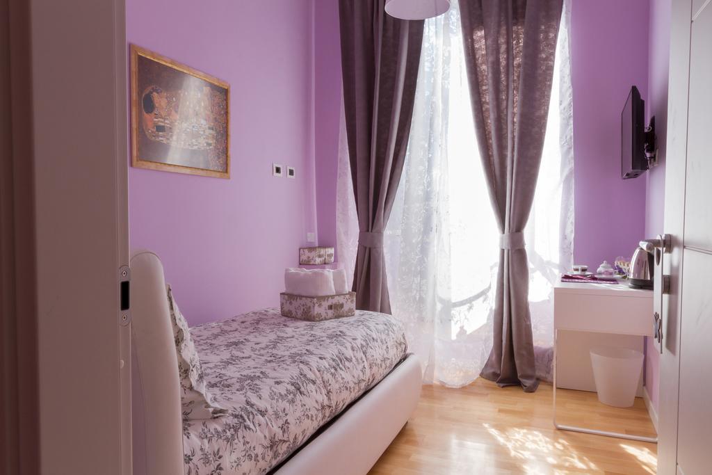 Bevilacqua Bed Santa Croce