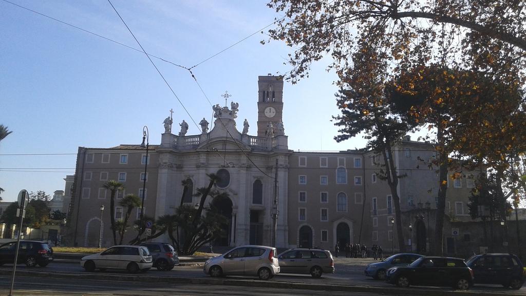 Bevilacqua Bed Santa Croce